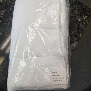No-brand White and Cream Decor-home-accesories